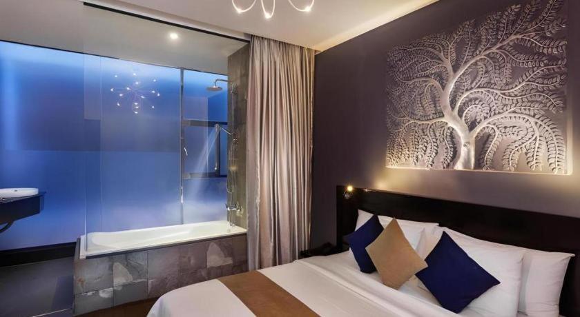 De Art Hotel Пномпень Экстерьер фото
